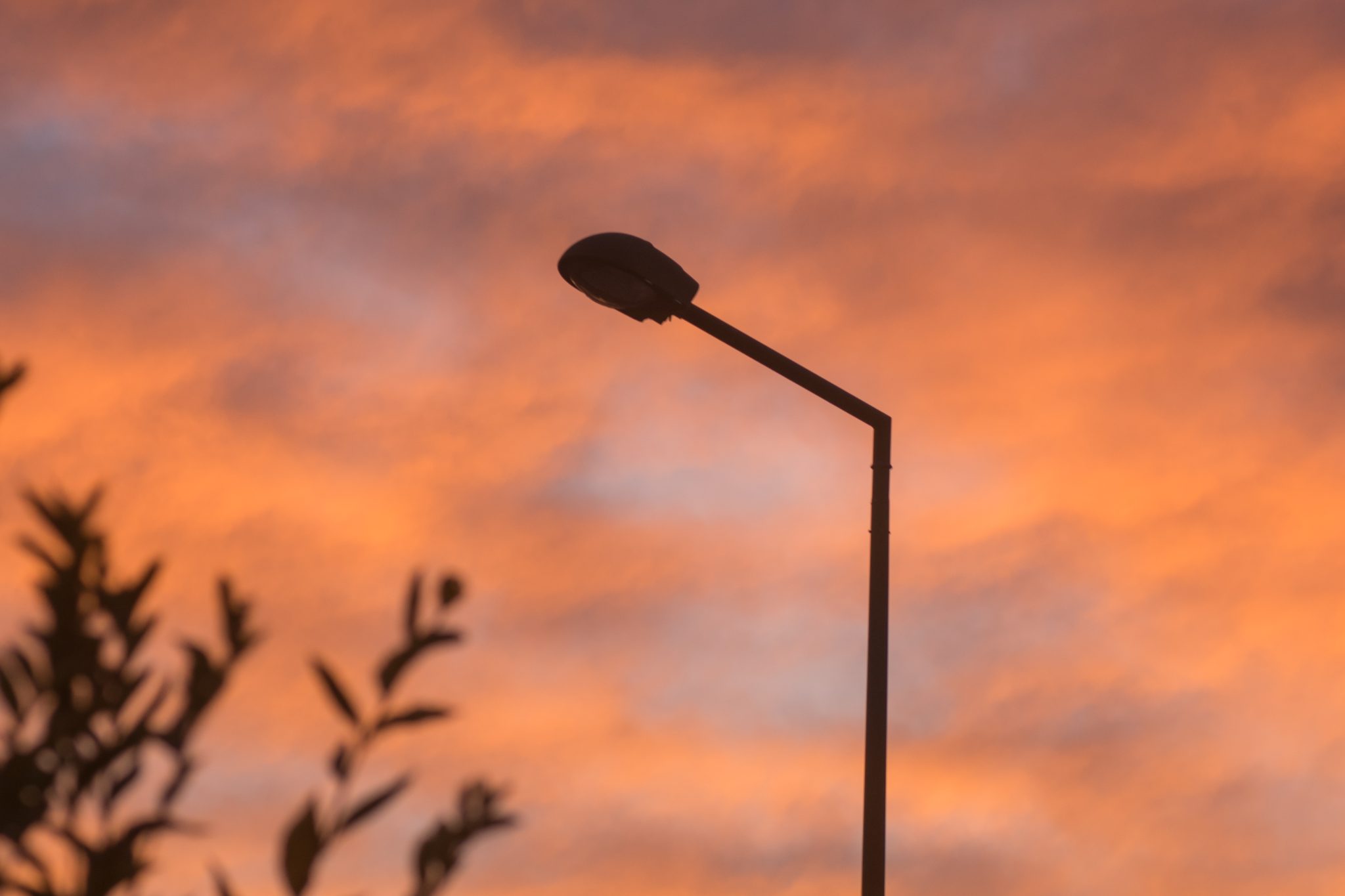 Photo représentant un éclairage éteint de nuit