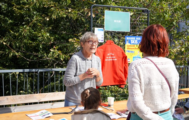 Photo du forum des associations du stand ski club